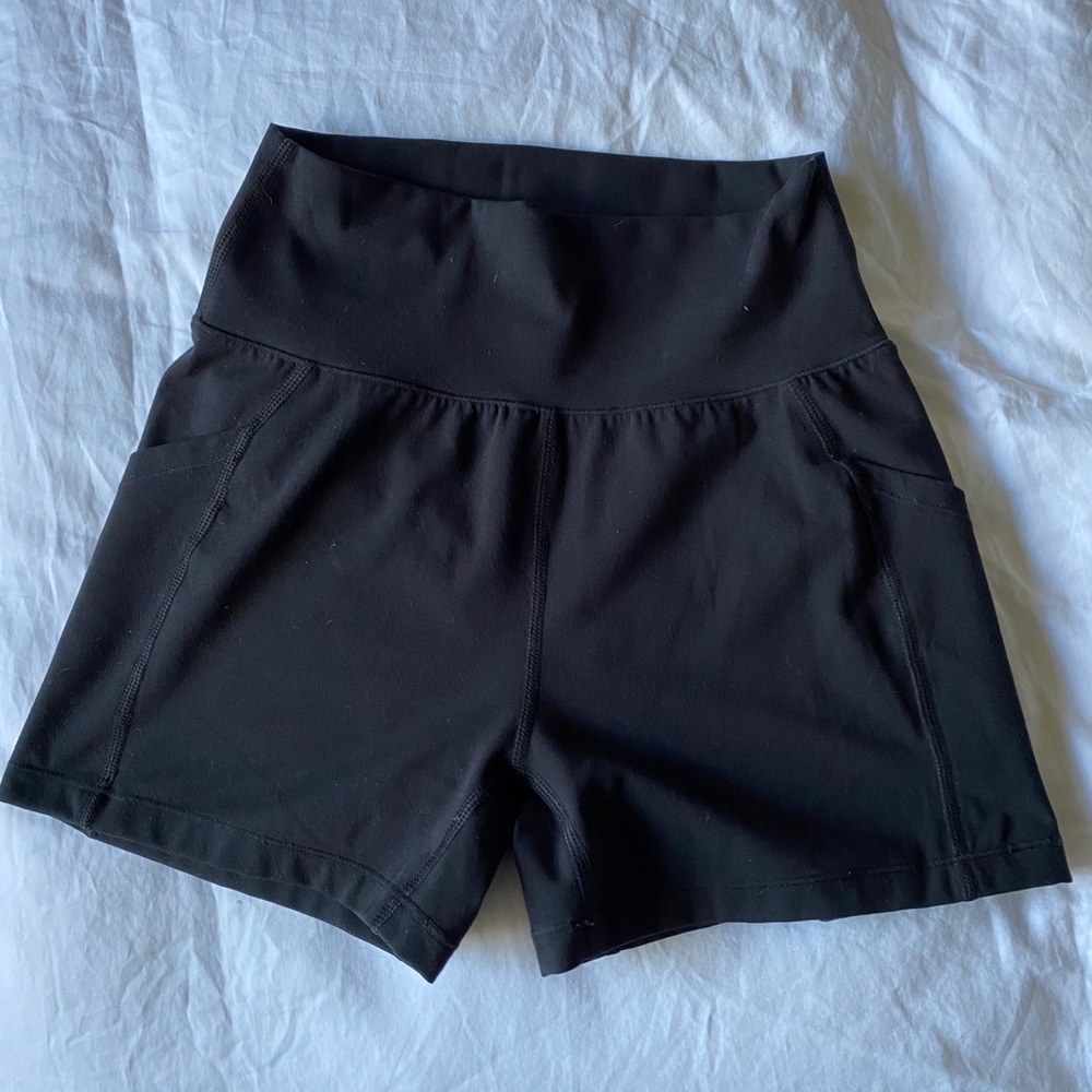 Alphalete shorts